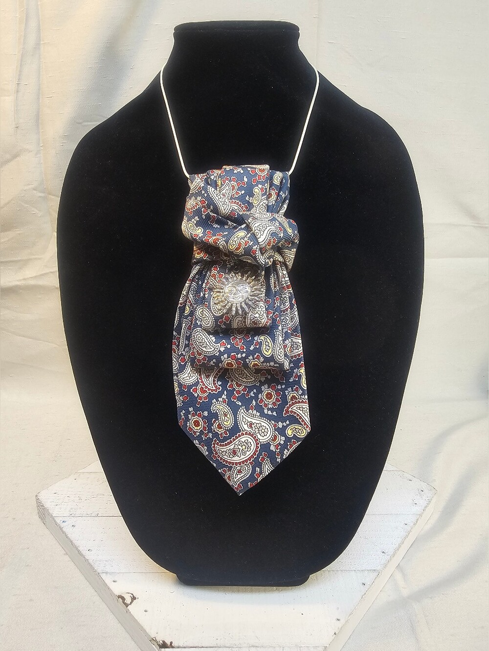 Women's Paisley Blue Silk Necktie With Sun Charm Necklace